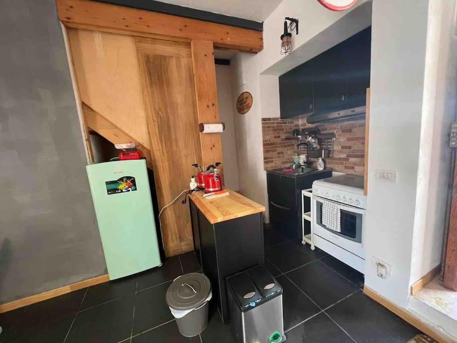 Kamyhouse Una Tranquilla Struttura Nel Verde Villa Наполи Екстериор снимка
